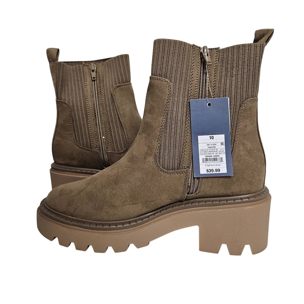 Universal Thread Kyrie Boots Womens 10 Tan Kyrie Lug Sole Ribbed Knit Ankle Boot